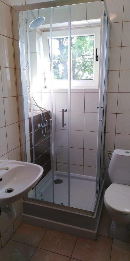 Piernikowy Dworek Lubicz Exterior foto